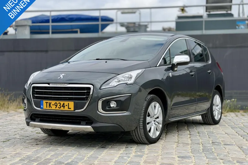 Peugeot 3008 (2015)