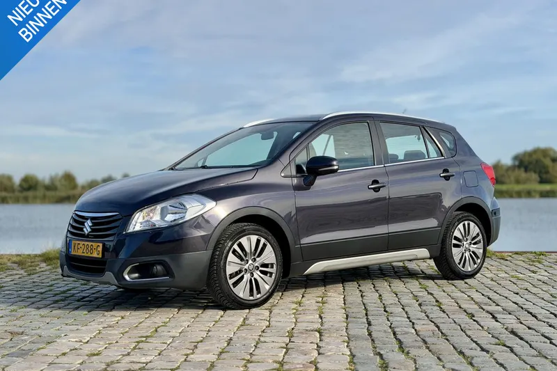 Suzuki S-Cross (2015)