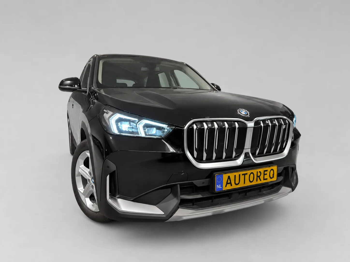 BMW iX1 (2023) — foto 1