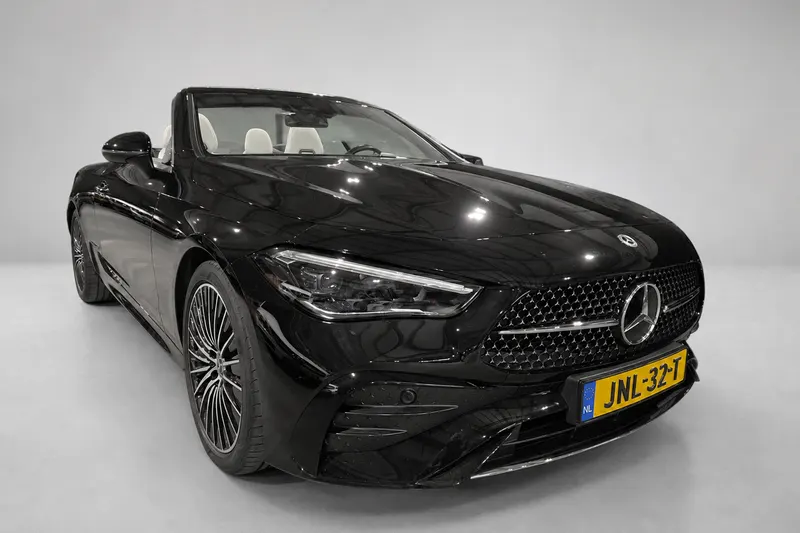 Mercedes-Benz CLE (2024)