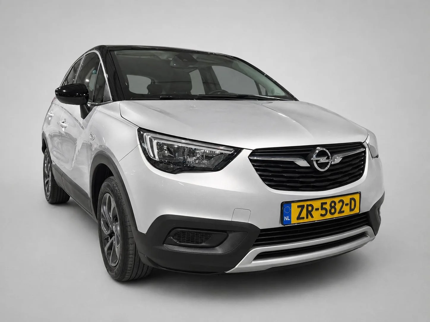 Opel Crossland X (2019) — foto 1