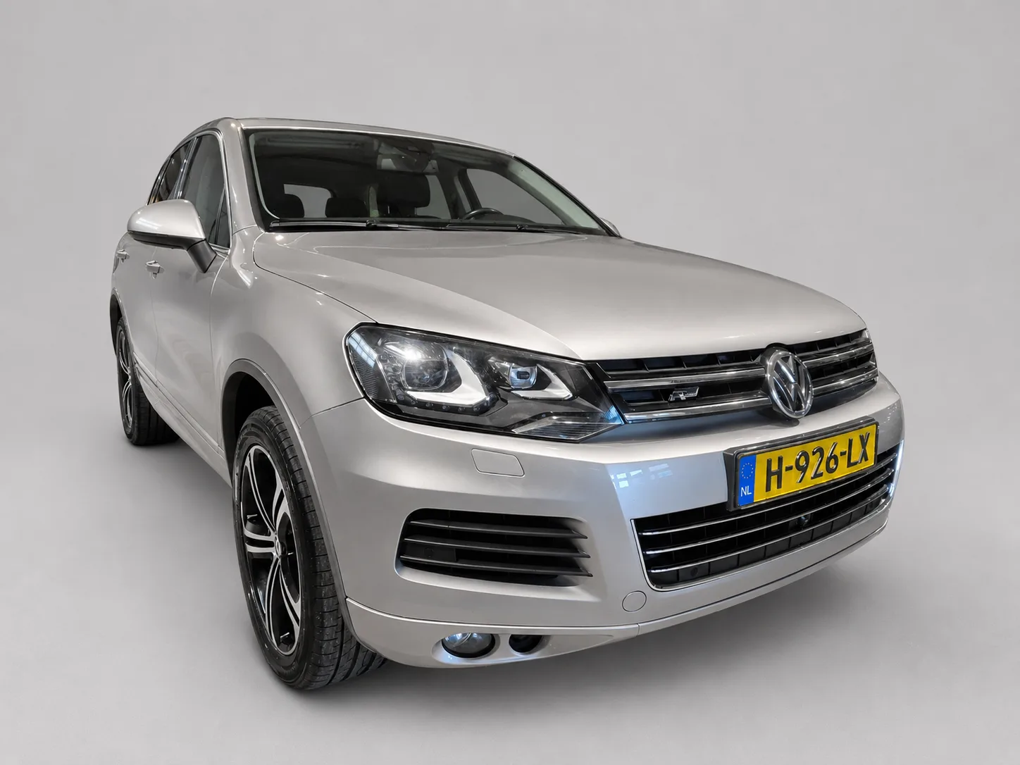 Volkswagen Touareg (2011) — foto 1