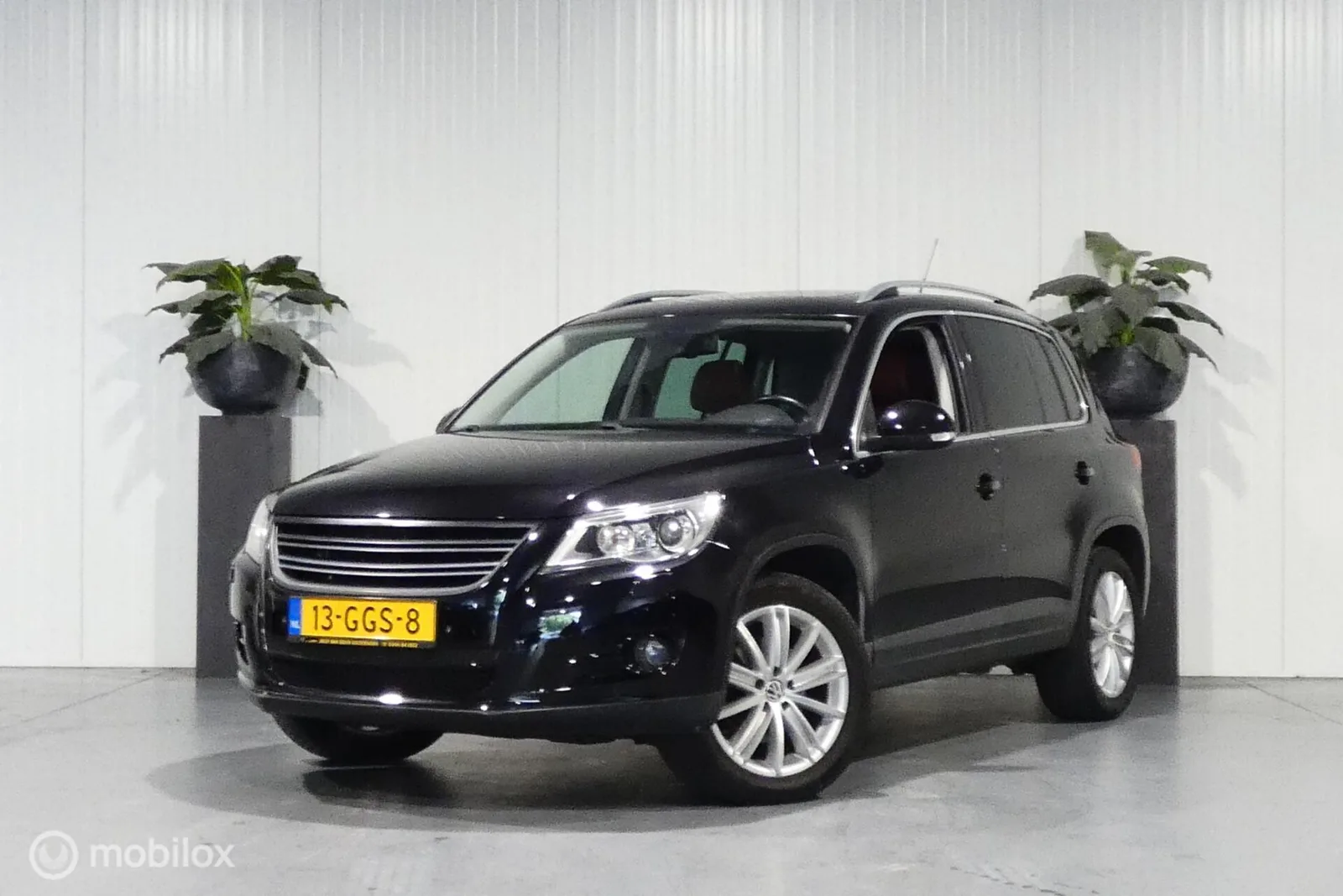 Volkswagen Tiguan (2008) — foto 1