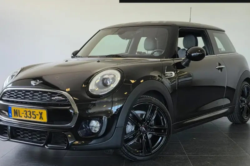 MINI Cooper (2017)