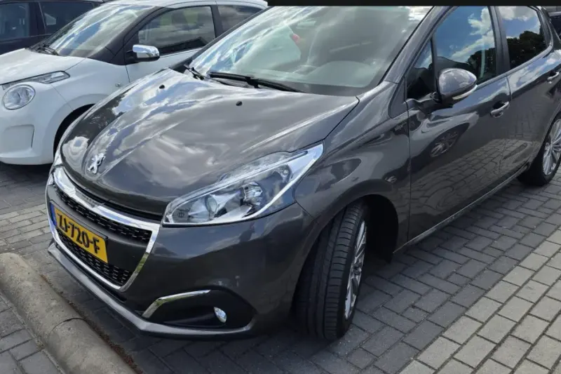 Peugeot 208 (2019)