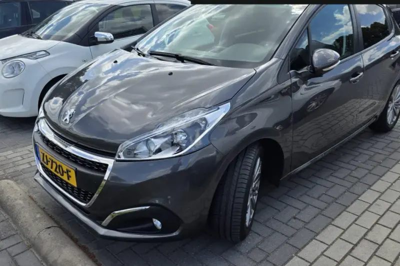 Peugeot 208 (2019)