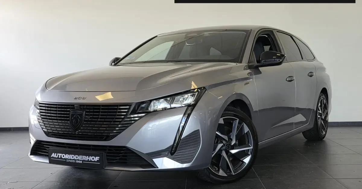 Peugeot 308 (2022) — foto 1