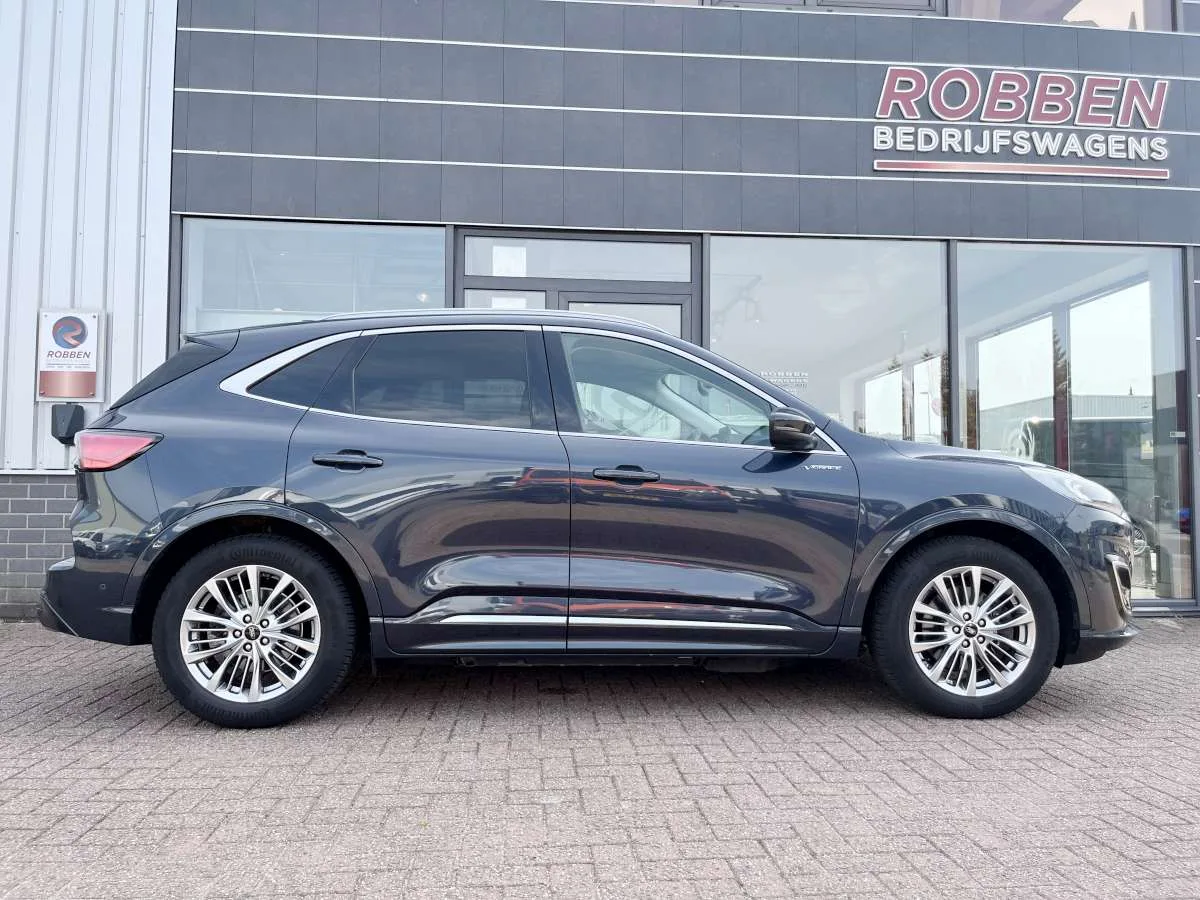 Ford Kuga (2020) — foto 1