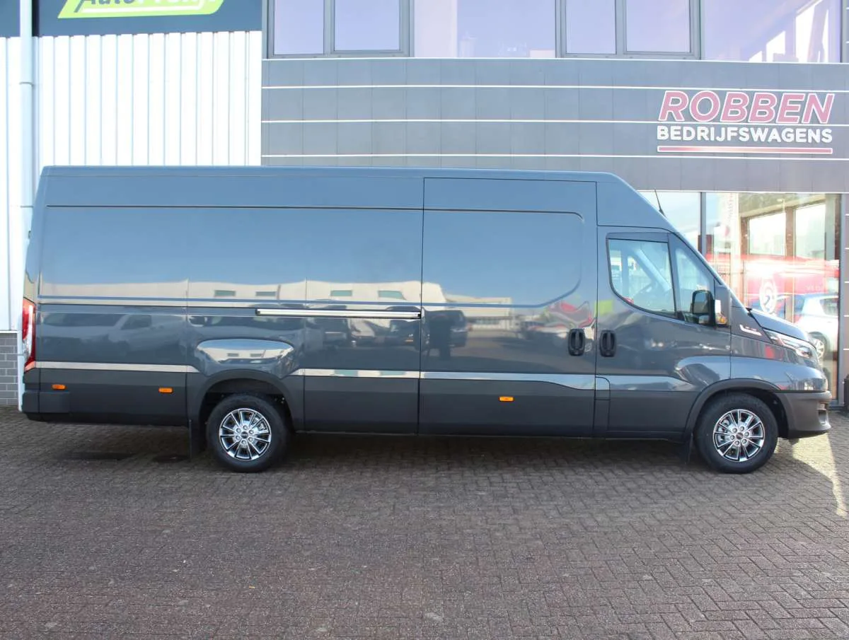 Iveco Daily (2024) — foto 1