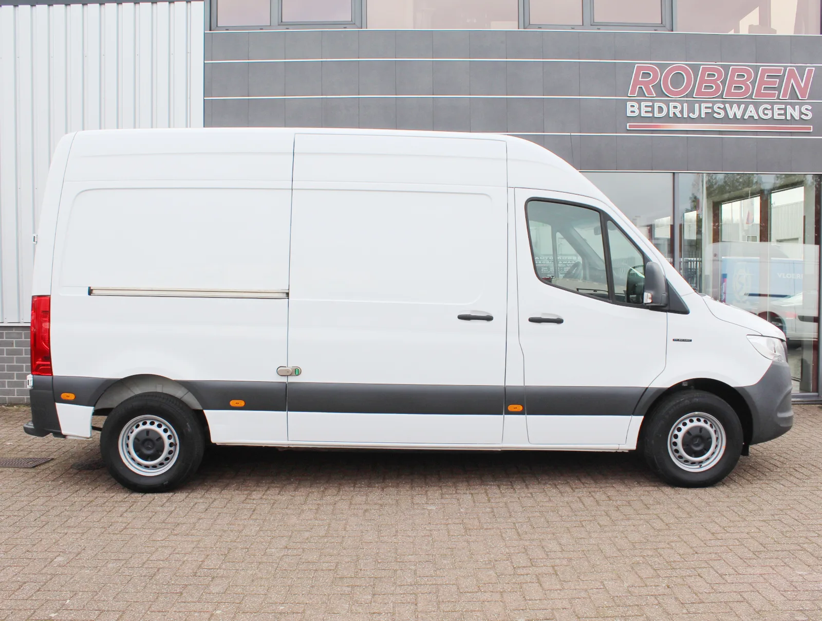 Mercedes-Benz eSprinter (2022) — foto 1