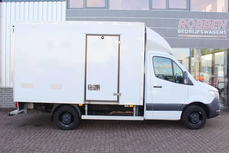 Mercedes-Benz Sprinter (2024)