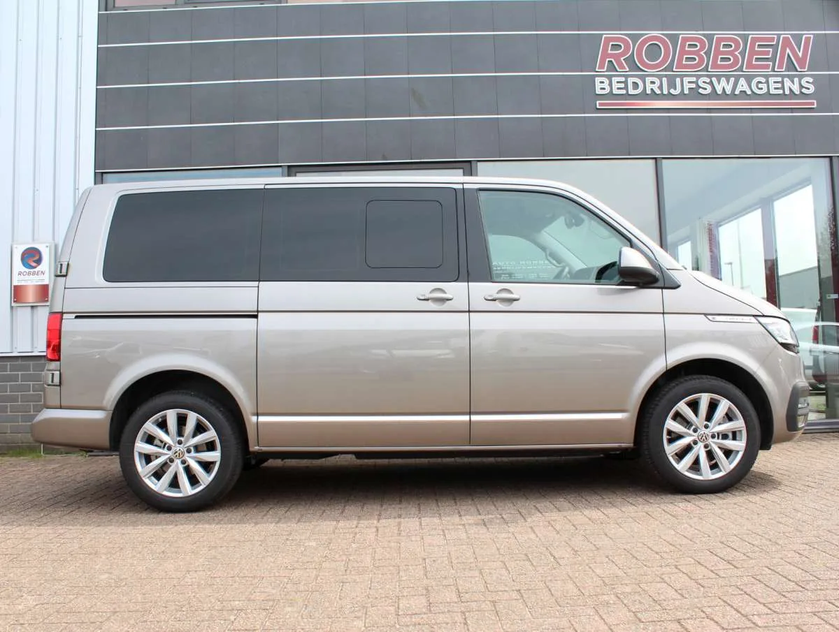 Volkswagen Transporter (2023) — foto 1