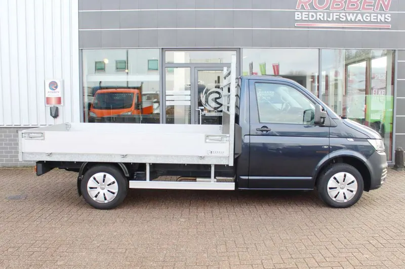Volkswagen Transporter (2023)