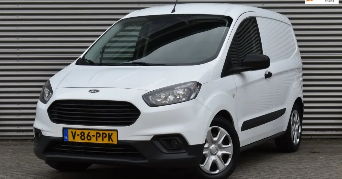 Ford Transit (2022) — foto 1