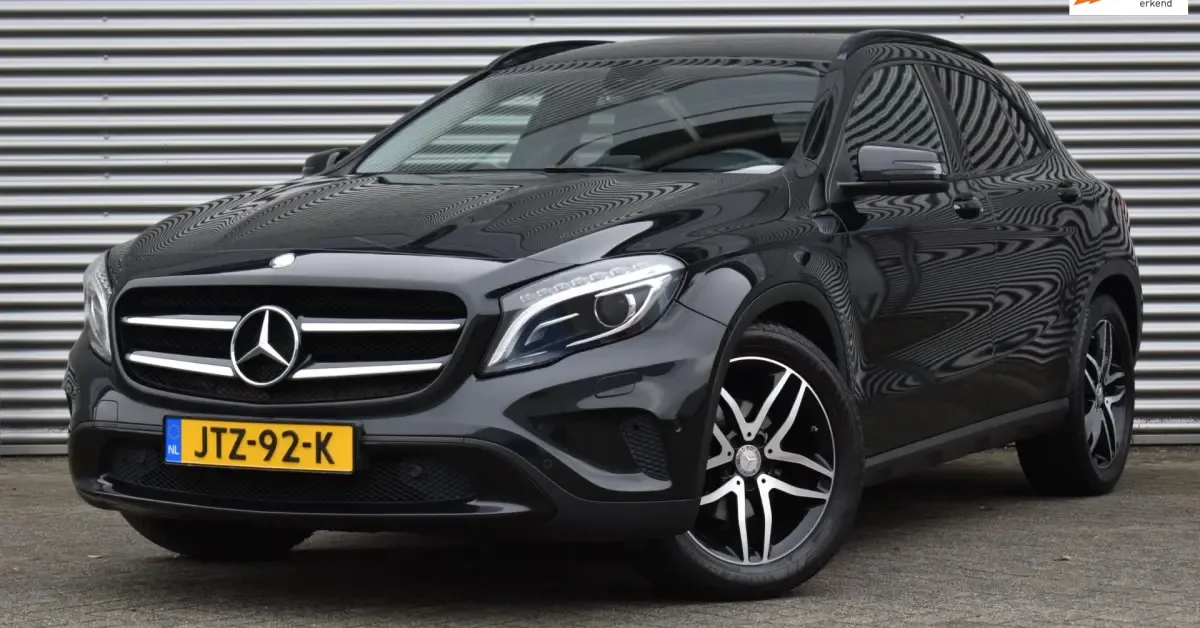 Mercedes-Benz GLA (2016) — foto 1