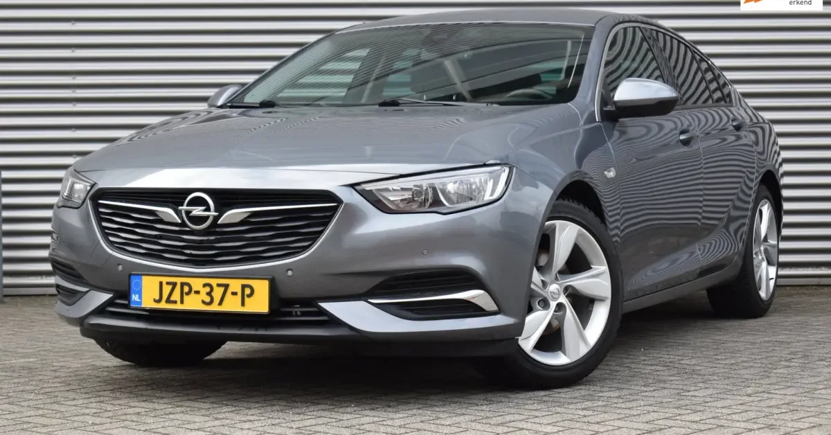 Opel Insignia (2017) — foto 1