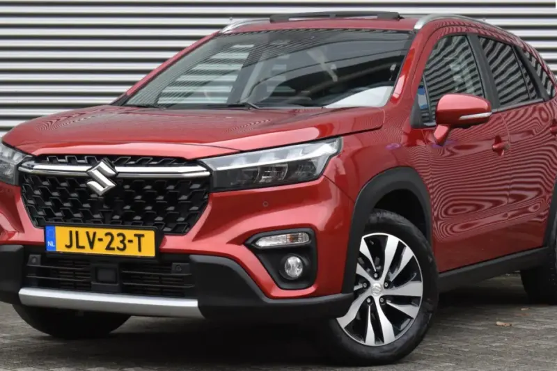 Suzuki S-Cross (2022)