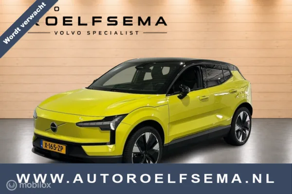 Volvo EX30 (2024) — foto 1