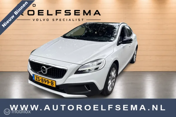 Volvo V40 (2019) — foto 1