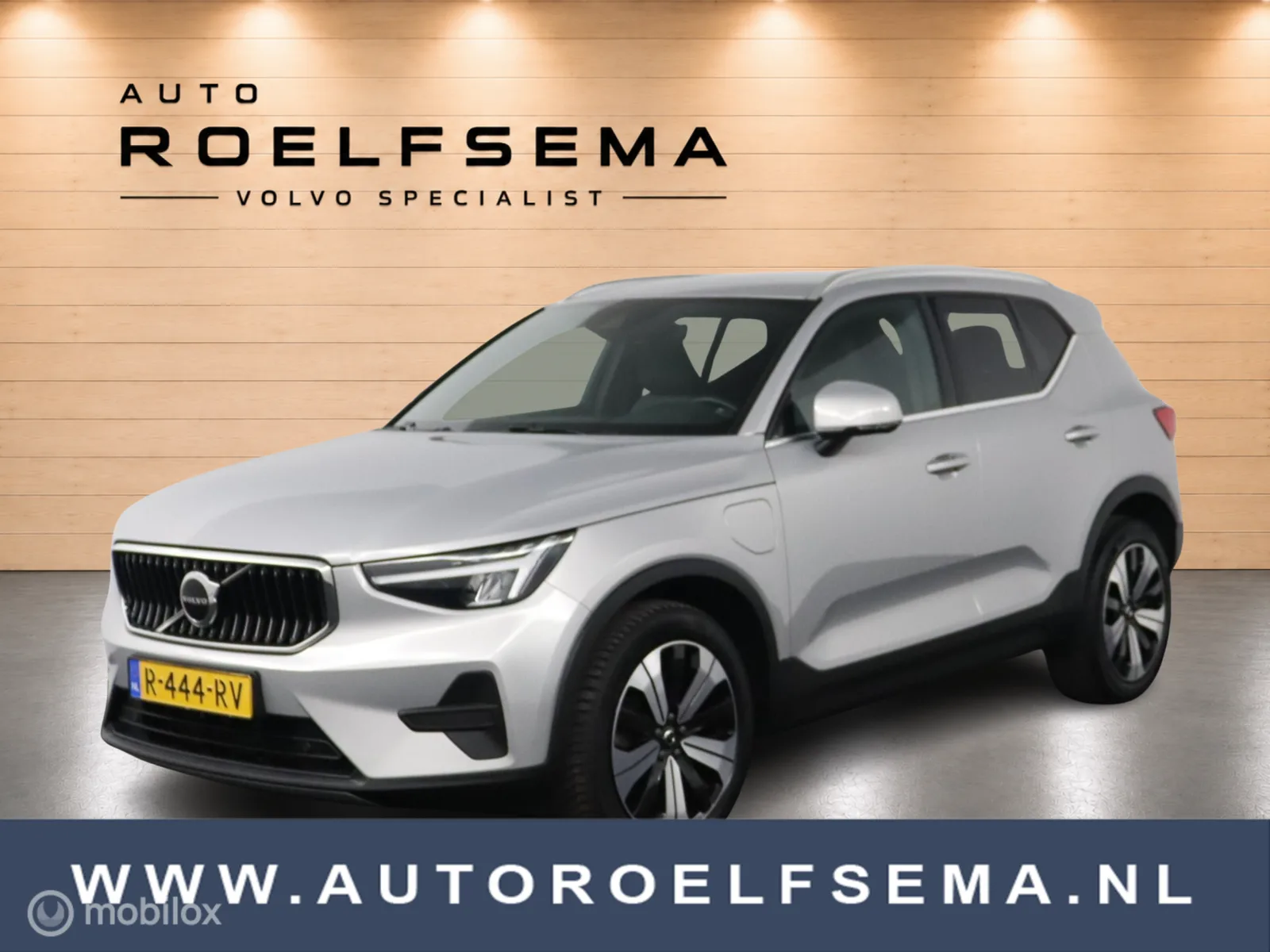 Volvo XC40 (2022) — foto 1