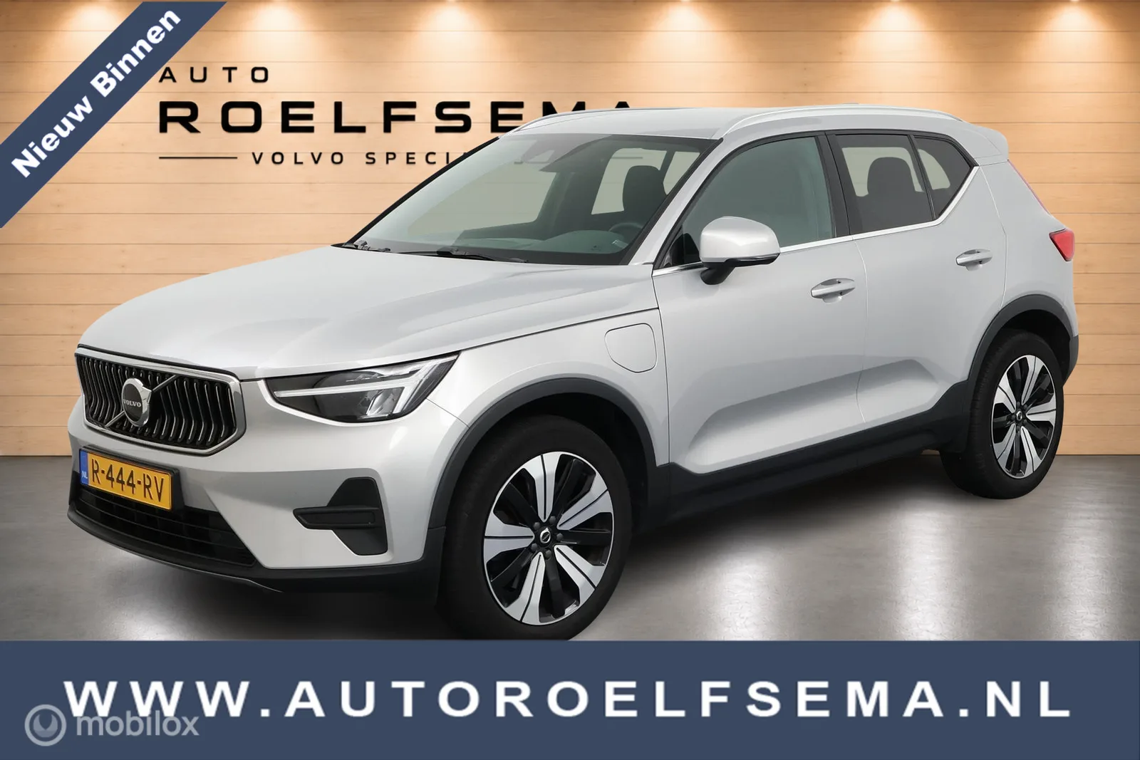 Volvo XC40 (2022) — foto 1