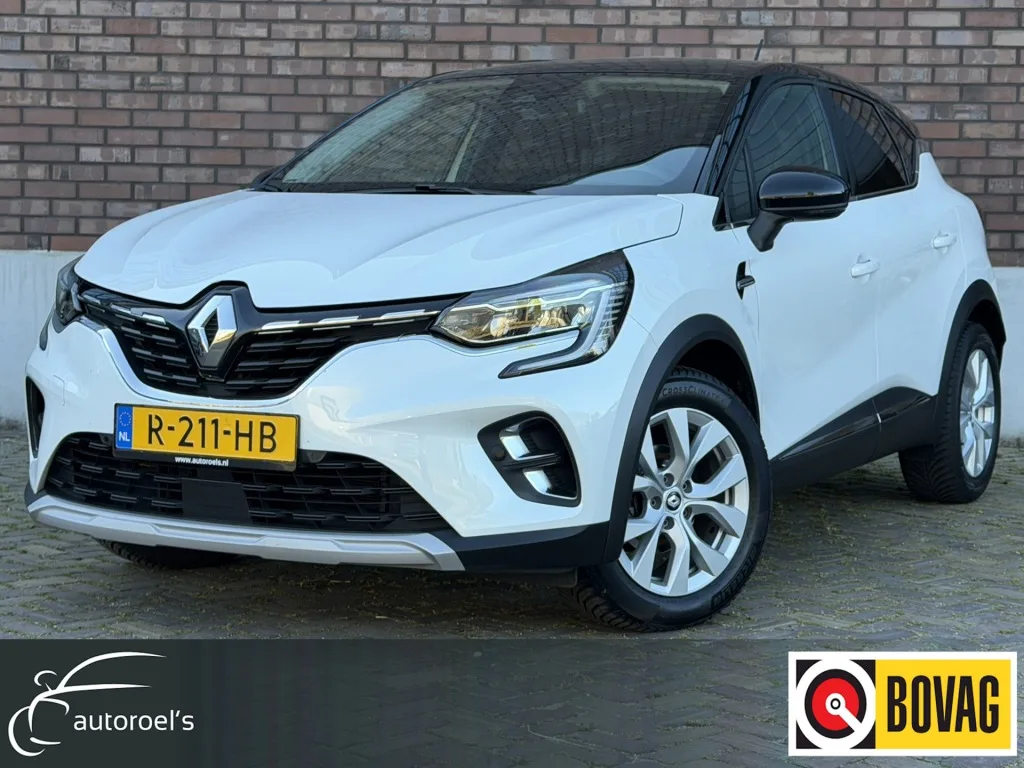 Renault Captur (2022) — foto 1