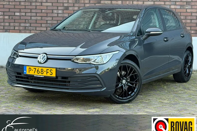 Volkswagen Golf (2022)