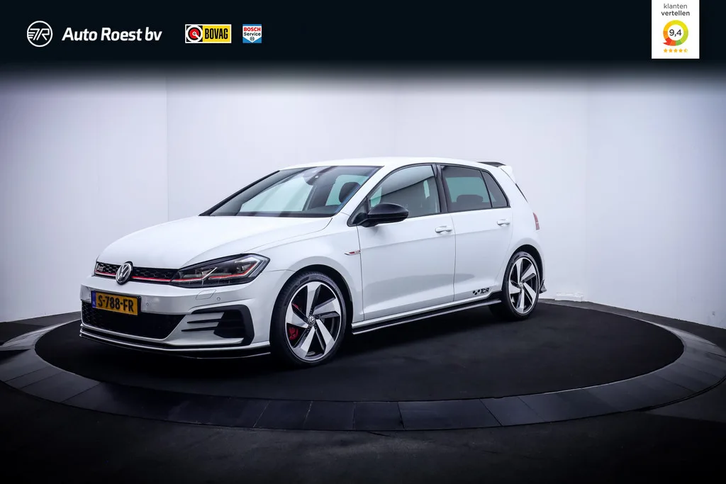 Volkswagen Golf (2019) — foto 1