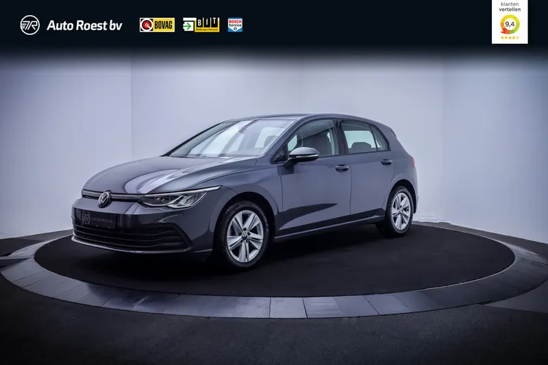 Volkswagen Golf (2023)
