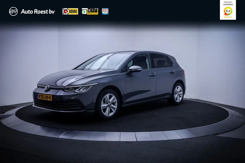 Volkswagen Golf (2023) — foto 1