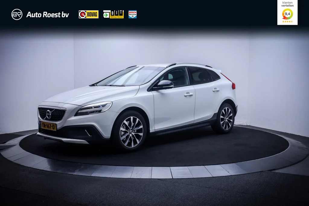 Volvo V40 Cross Country (2018) — foto 1