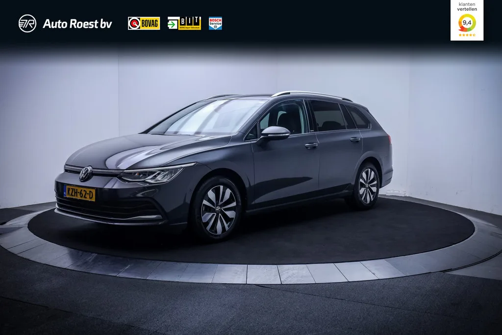 Volkswagen Golf (2024) — foto 1
