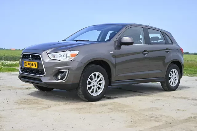 Mitsubishi ASX (2016) — foto 1