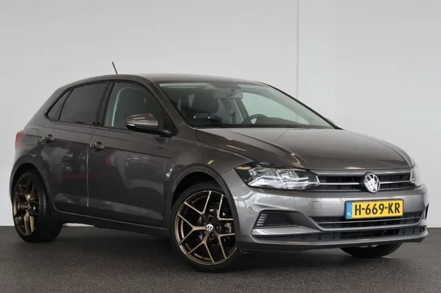 Volkswagen Polo (2019) — foto 1
