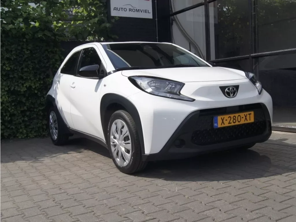 Toyota Aygo X (2024) — foto 1