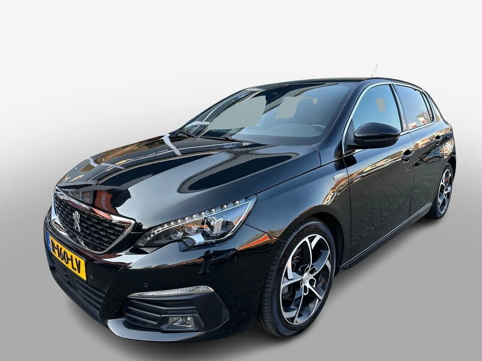 Peugeot 308 (2018) — foto 1