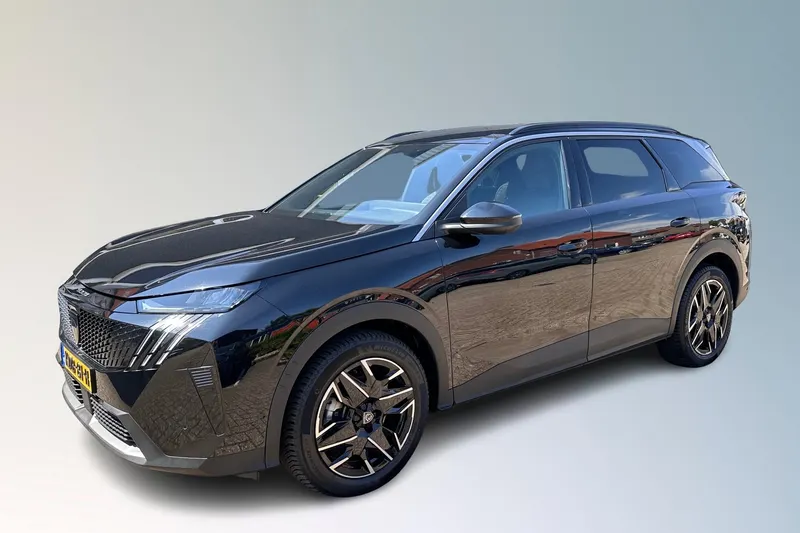 Peugeot 5008 (2025)