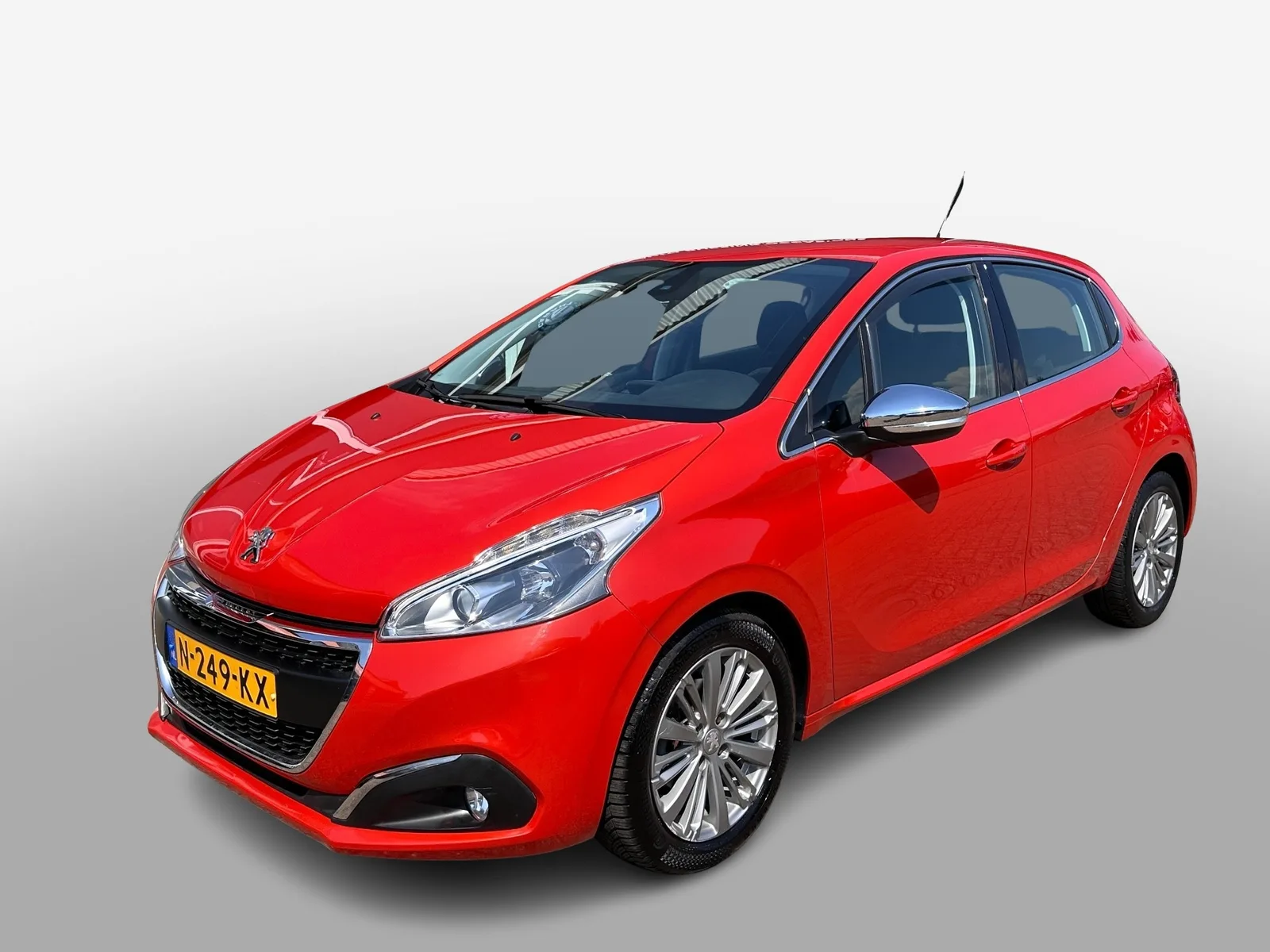 Peugeot 208 (2016) — foto 1
