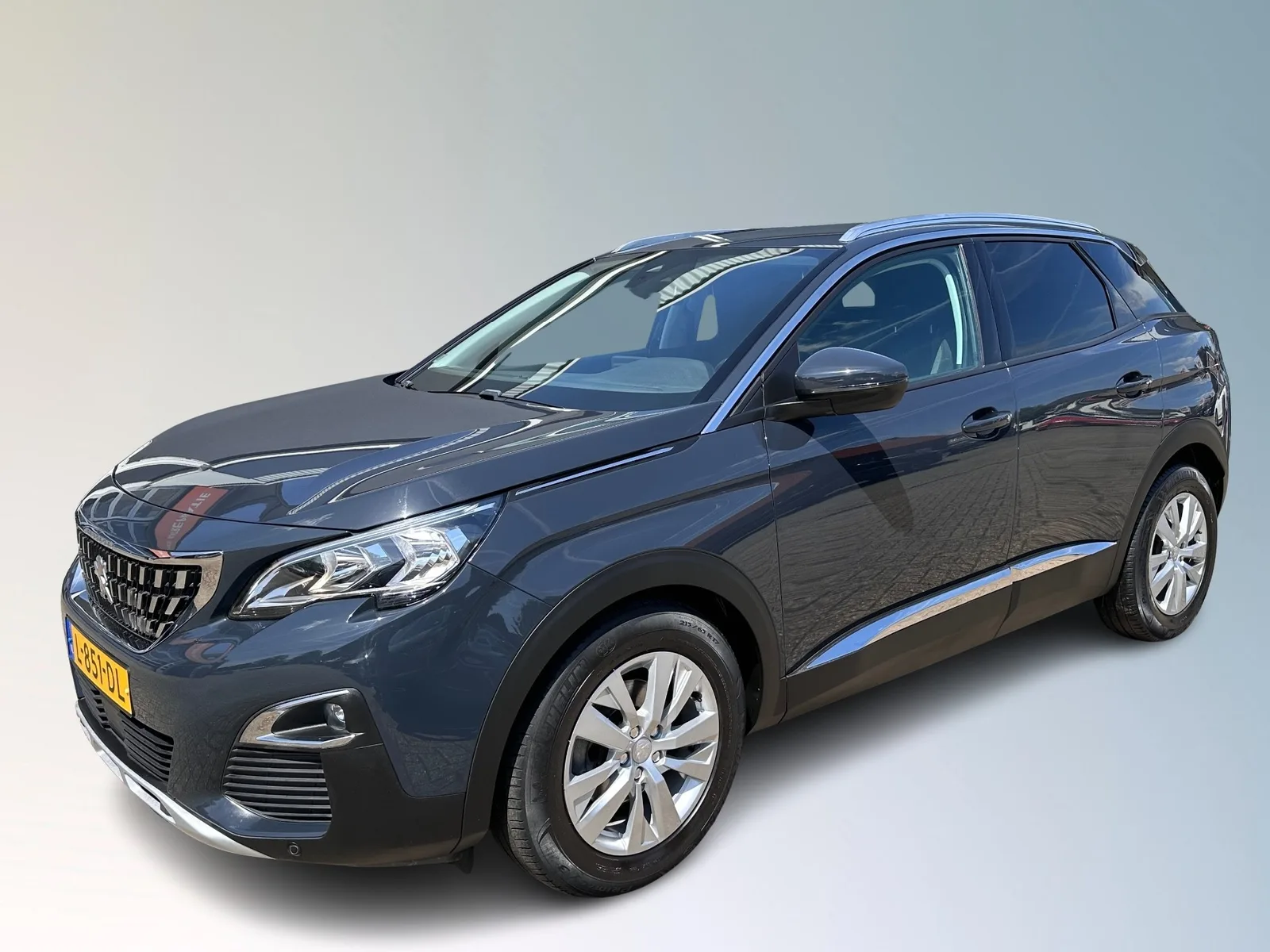 Peugeot 3008 (2017) — foto 1