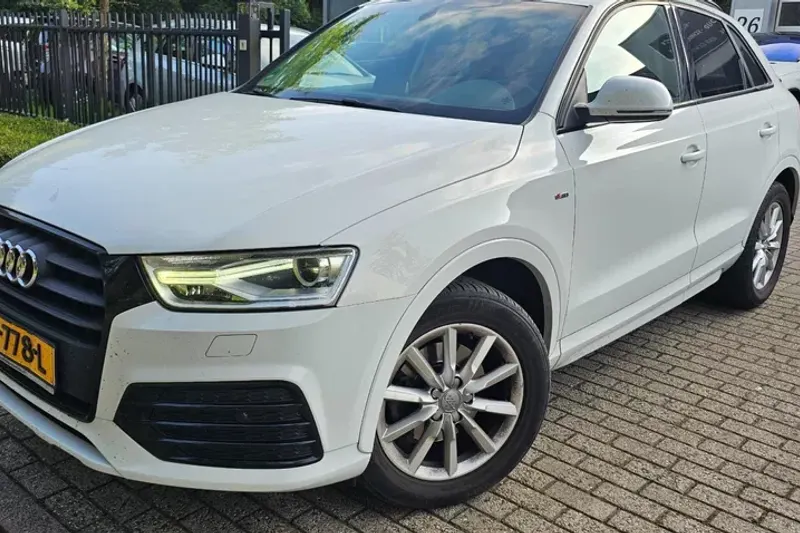 Audi Q3 (2015)