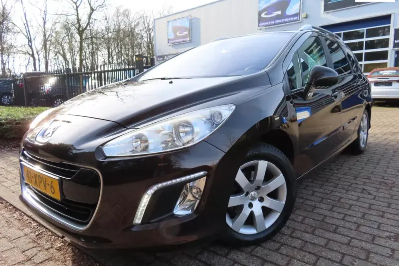 Peugeot 308 (2012)