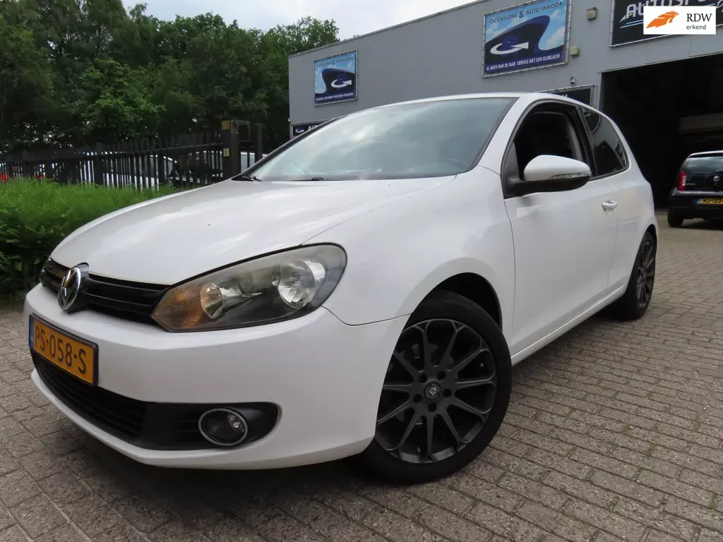 Volkswagen Golf (2009) — foto 1
