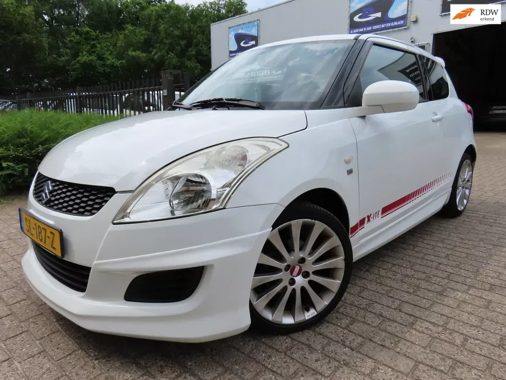 Suzuki Swift (2012) — foto 1