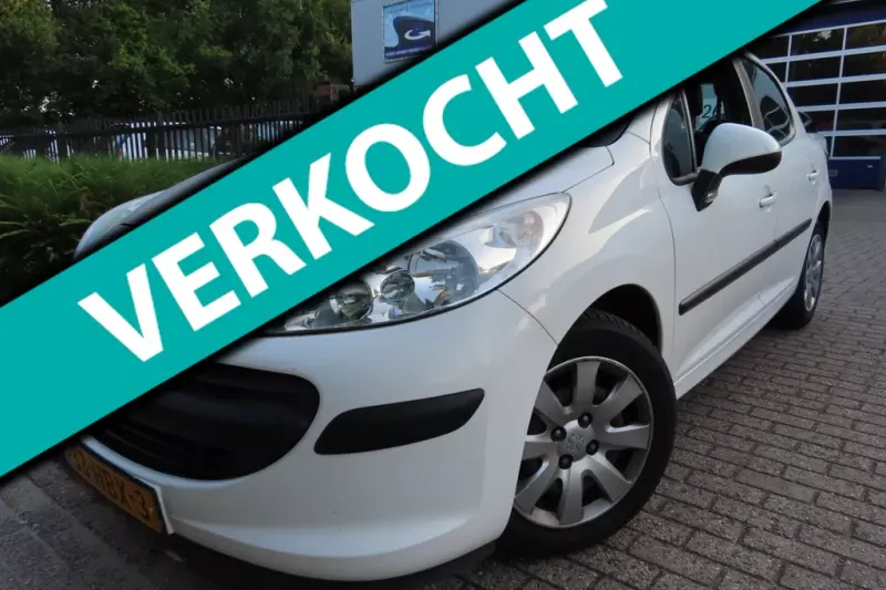 Peugeot 207 (2008)
