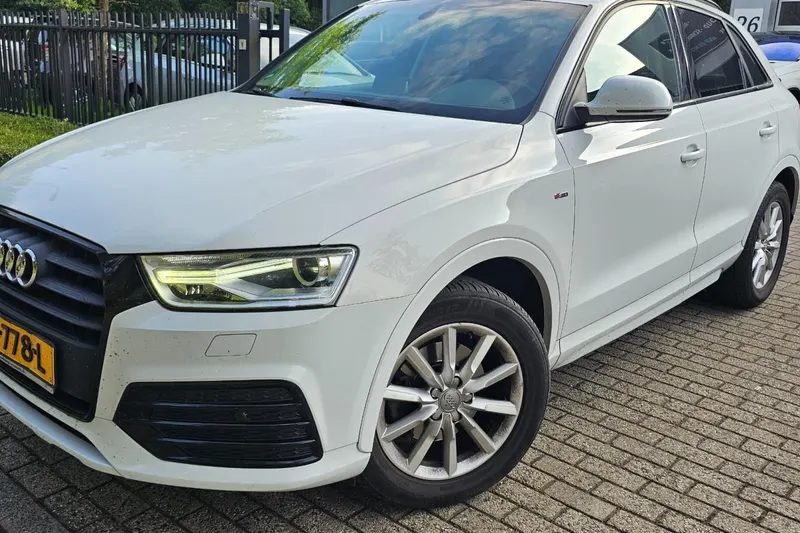 Audi Q3 (2015)