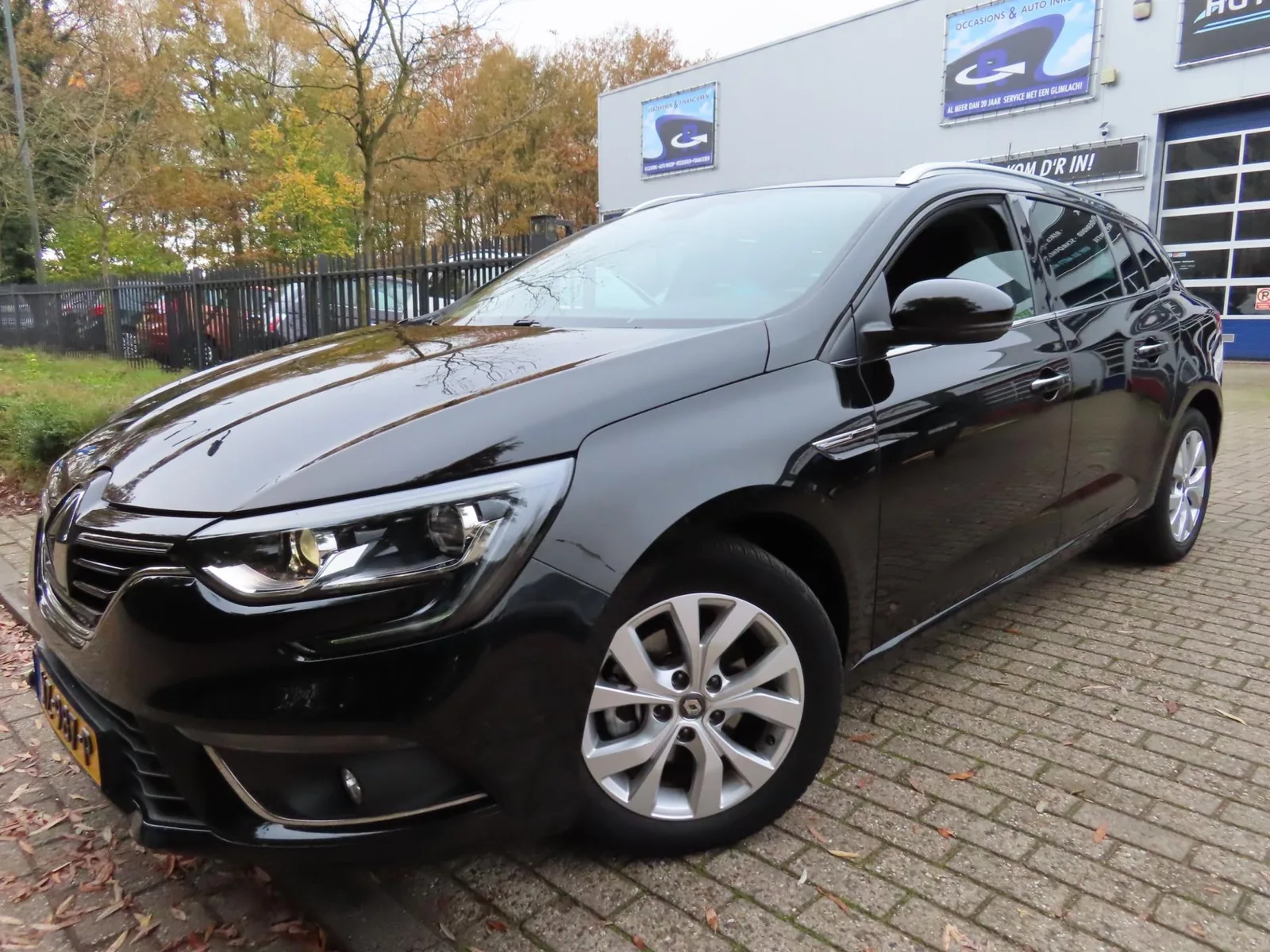 Renault Mégane (2019) — foto 1