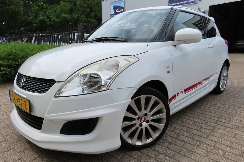 Suzuki Swift (2012)