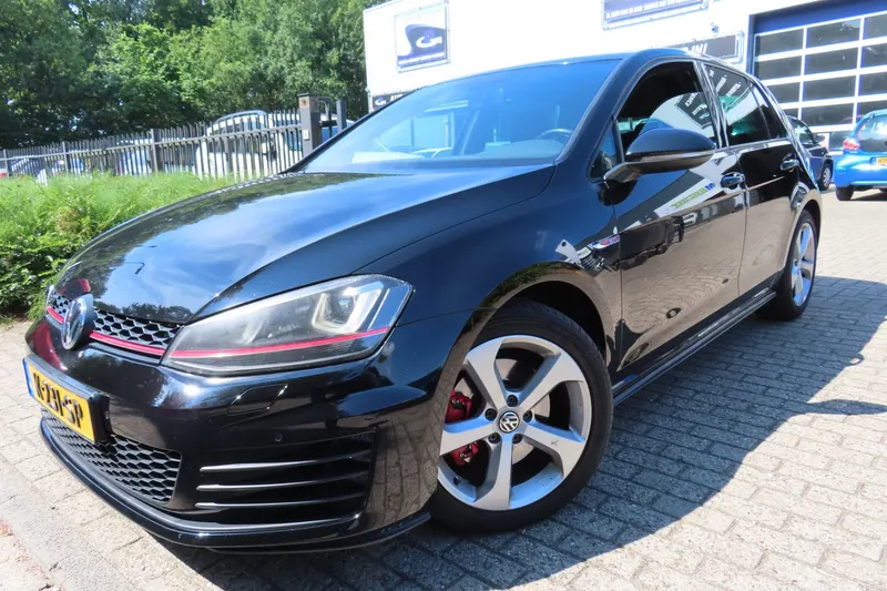 Volkswagen Golf (2013)