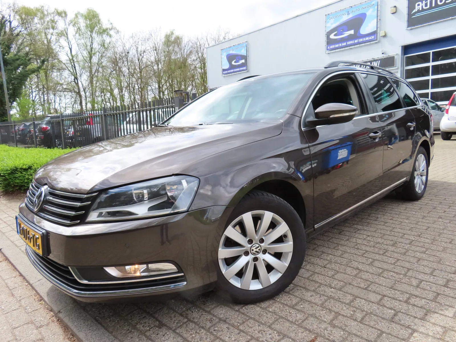 Volkswagen Passat (2012) — foto 1