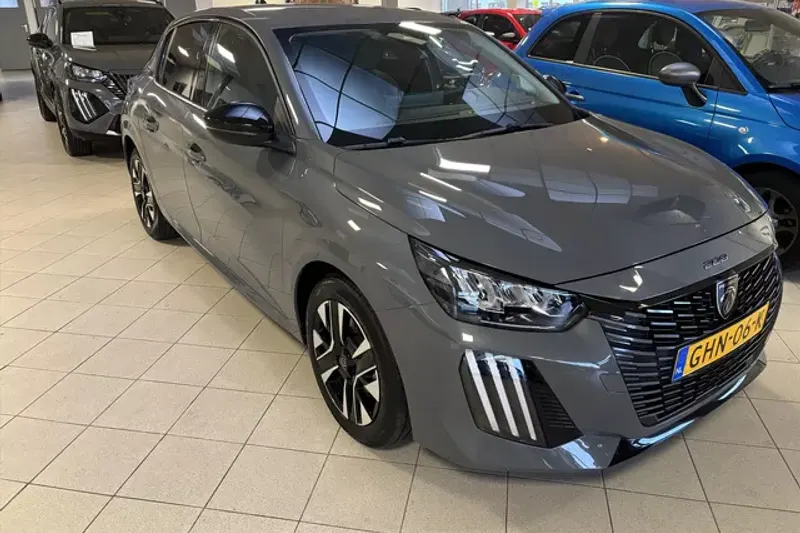 Peugeot 208 (2024)